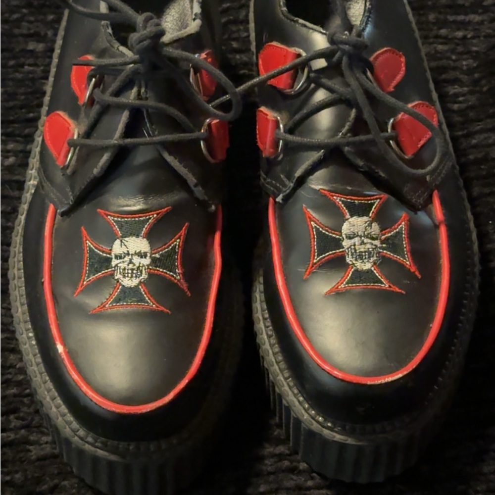 Demonia Black and Red Skull Platform Creepers Shoes